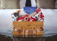 Jumeirah Lowndes Hotel - Festive Bears