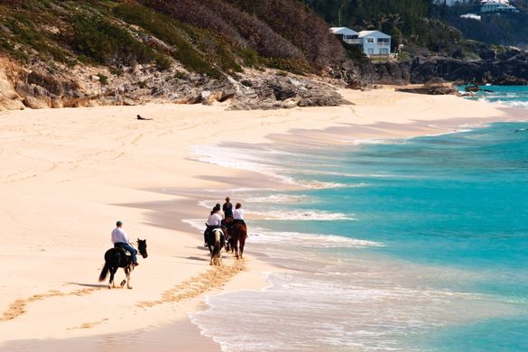 Bermuda's iconic Horseshoe Bay Bermuda's iconic Horseshoe Bay