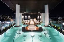 Pool bar, FV by Peppers
