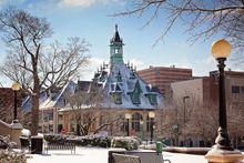 Clarksville's Customs House Museum & Cultural Center in winter.
