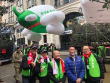 David Chang, EVA Air; Yen-Heng Ouyang, Taiwanese Community; Hsyang-Yun Cheng, Taiwanese Community; Charlie Pan, EVA Air; and Wenku Hsu, Taiwanese Community at the Lord Mayor's Show 2017