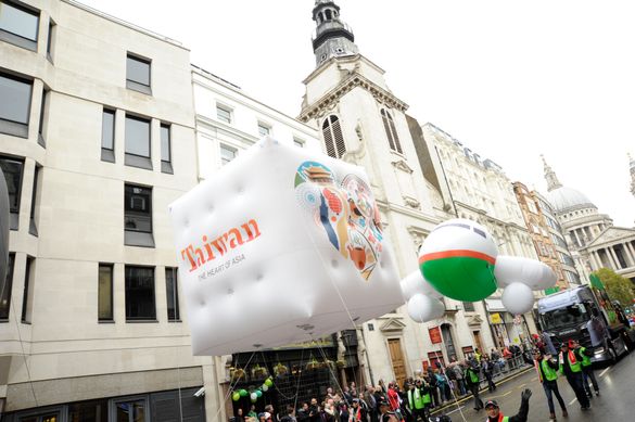 EVA Air and the Taiwanese Community showed their support for the Lord Mayor at Saturday's event
