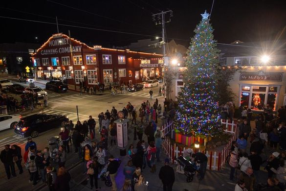 Cannery Row Holiday Tree Lighting