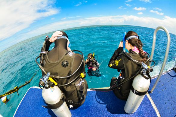 Passengers on board Aquaquest at Stonehenge Reef, off Port Douglas Passengers on board Aquaquest at Stonehenge Reef, off Port Douglas