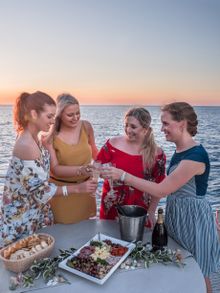 Sunset drinks on Reefsleep