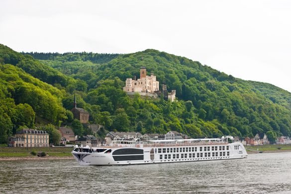 S.S. Maria Thereasa travelling on Enchanting Danube itinerary S.S. Maria Thereasa travelling on Enchanting Danube itinerary