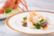 Stir-fried Sliced Fresh Lobster with Mixed Mushrooms and Conpoy