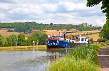 L'Impressionniste Cruising Through Southern France