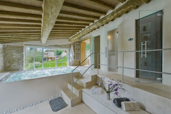 Tenuta lo Spugno, near Radda, Tuscany Tenuta lo Spugno, near Radda, Tuscany