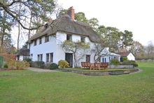 Thatchby Oak