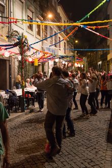 Street dancing in Porto, Camino Portugues