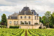 Explore vineyard estates and taste divine wines on a customised itinerary