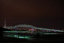 Vector Lights transforms Auckland's iconic harbour bridge forever