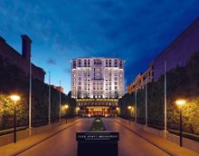Park Hyatt Melbourne facade