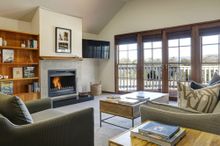 Vineyards House
