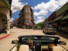 Entering Eureka Springs Arkansas' Historic Downtown