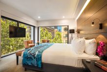 Holiday Inn Melbourne on Flinders