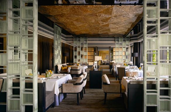 Yan Toh Heen Restaurant interior