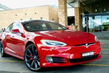 Tesla S at Crowne Plaza Hunter Valley