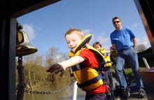 Try boating - Canal & River Trust 