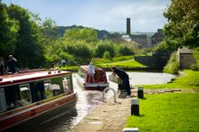 Sowerby Bridge West Yorkshire - Canal & River Trust