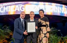 From left to right: David Whitaker, President & CEO of Choose Chicago; Mayor Rahm Emanuel, City of Chicago; and Desiree Rogers, Chair of Choose Chicago celebrate Choose Chicago’s Annual Meeting of Partnership and Global Meetings Industry Day with Industry