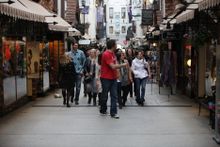 Two Feet & a Heart Beat walking tours