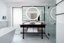 QT Queenstown - Bathroom