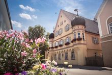 Das Rathaus in Ichenhausen