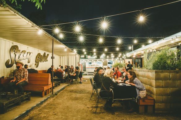 Stay Gold & Toaster Food Truck