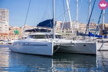 One of the boats available for hire on Click&Boat.