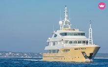 One of the yachts available for hire on Click&Boat.