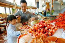 Harbourside Sunday Brunch (Dad with kids) 