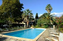 Le Home Apartments