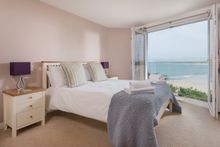 Hawkes Point Cottage