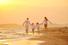 InterContinental® Phu Quoc Long Beach Resort, Vietnam: Family on beach