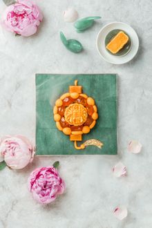 Mini Custard Moon Cake