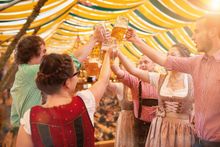 Cannstatter Volksfest / Bierzelt