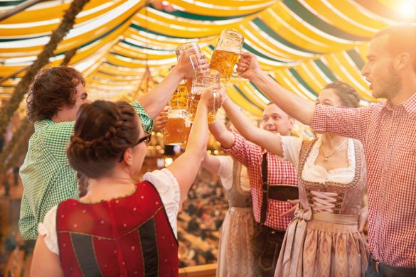Cannstatter Volksfest / Bierzelt