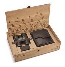 The CL Companion NOMAD binoculars will come with eyepiece covers, an accompanying leather field bag, laser-engraved oak case, and a detachable carrying strap made of leather and suede