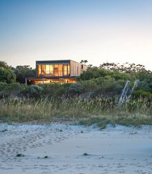Private Properties - Picquet House, Eagle Bay, WA
