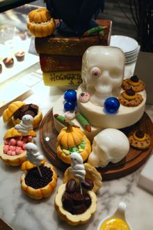 Halloween desserts at N'Joy