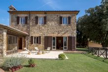 Villa Scaparzi in Tuscany