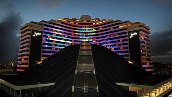 Facade projection - Gold Coast 2018 Commonwealth Games Mascot, Borobi