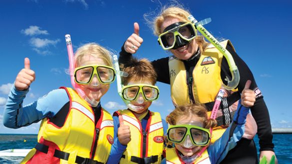 We're back! Cruise Whitsundays Hardy Reef cruises return today. 
