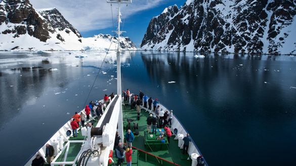 Aurora Expeditions celebrates 25 years of Antarctic exploration