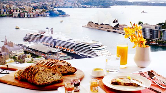 Climb 'N' Dine -Shangri-La Hotel, Sydney Climb 'N' Dine -Shangri-La Hotel, Sydney