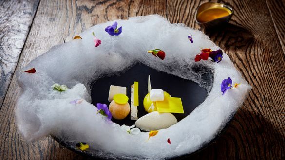 Anna and Janice's 'Passion-ate Singapore' dessert