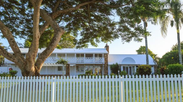 Plantation House 