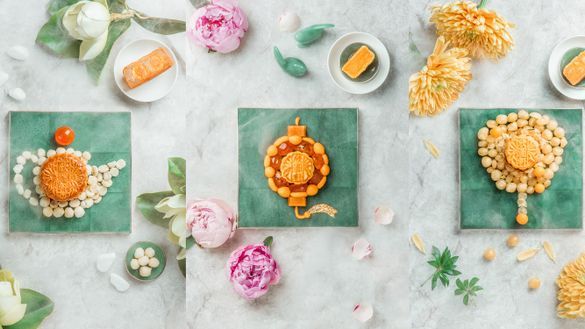 Yan Toh Heen Moon Cakes (Group photos from top angle) Yan Toh Heen Moon Cakes (Group photos from top angle)
